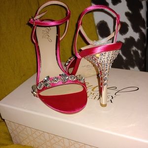 ❎SOLD❎Jewel Badgley Mischka Pink Sandal